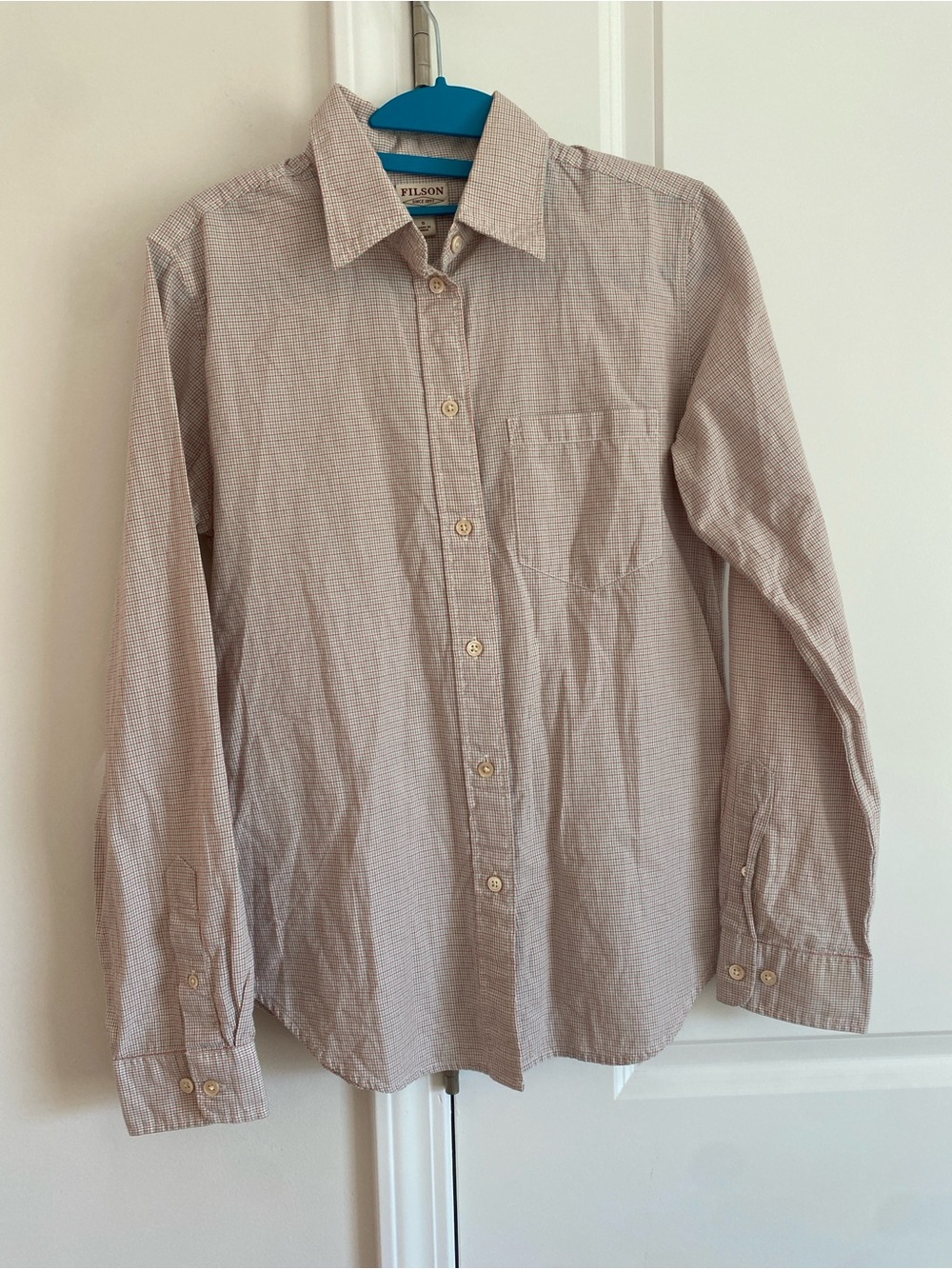 Filson women’s Button-Up Shirt in Check pattern